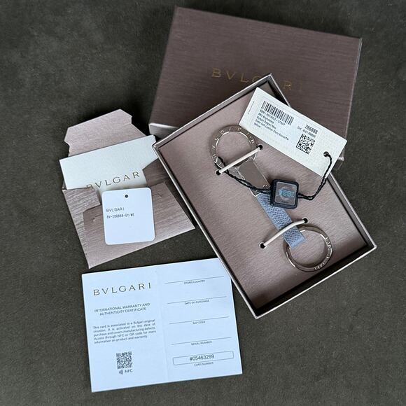 BVLGARI Bulgari Timeless Gray Calf Leather Silver Keychain Keyhold Strap Gift - Picture 1 of 12